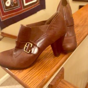 Franco Sarto shoe booties brown